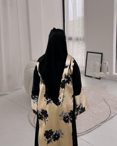 عباية بيج ملكي