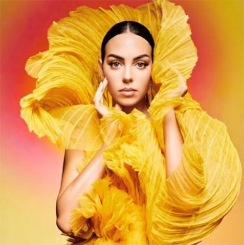 عدسات جورجينا من امارا - نسبريسو (Georgina) Amara...