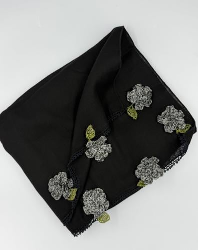Black headscarf with gray border