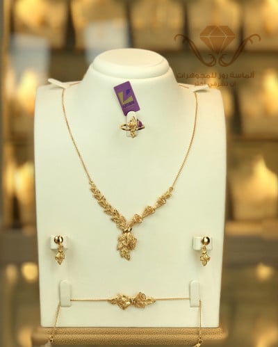 طقم ذهب لازوردي عيار 21 وزن 20.3 جرام