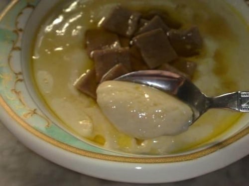 مشغوثة (عيش - لهيدة) بالسمن والقشدة
