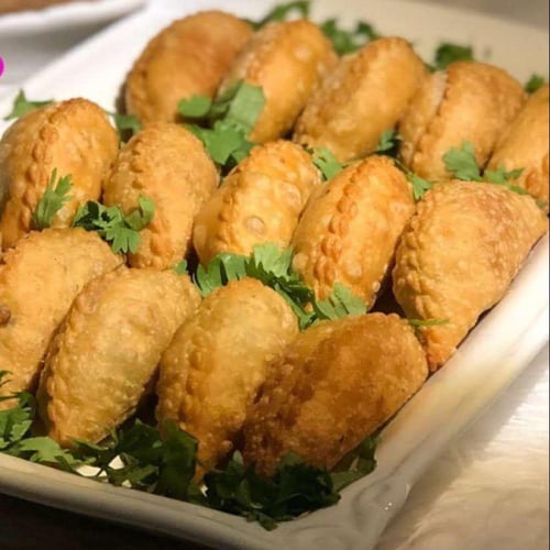سمبوسة بڤ (مفرزنة) 50 حبة