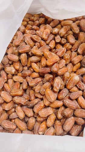 كيلو تمر صفري بيشة فذ هليل غير مكبوس