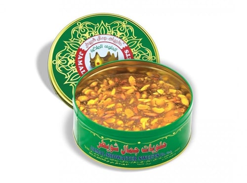 طبق واحد من الحلوى البحرينية الفاخرة ( القصب )