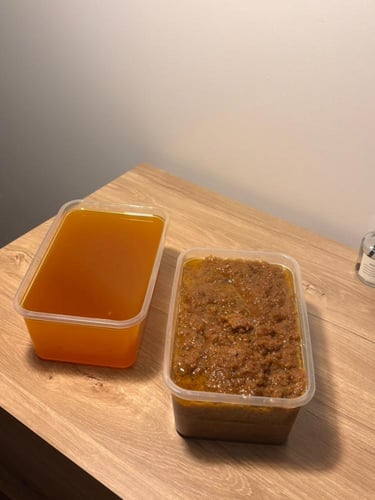 سمن وقشدة (أم علي) بلدي مدخن فاخر. (1 كيلو سمن + ك...