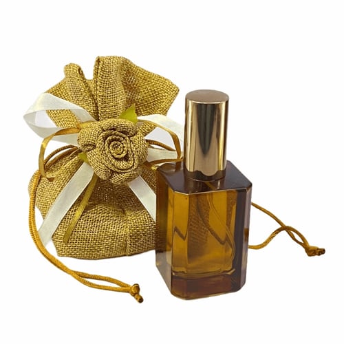 هدية جدتي ، أمي.