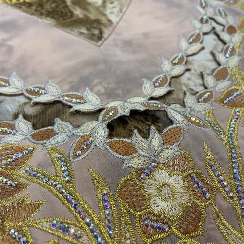 قماش جلابيات ( حرير ) إماراتية مخاوير بطرحة