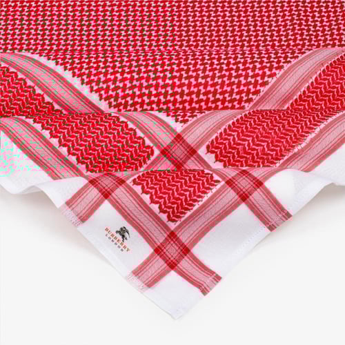 شماغ بربري لندن كلاسيك اصدار جديد 2026