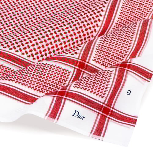 شماغ ديور بريميوم احمر دم الغزال 2026 اخر اصدار