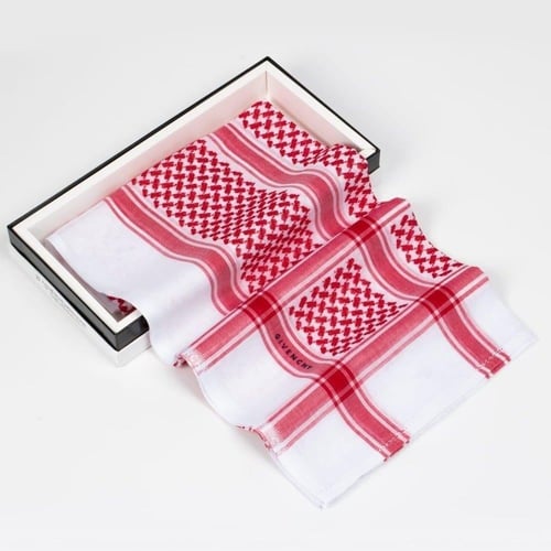 بكج اربعة أشمغة جيفنشي كلاسيك 2024 + خاص 2024 + كل...