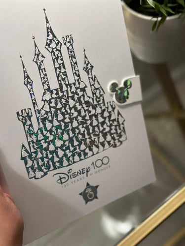 دفتر ديزني لاند