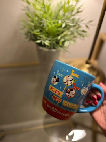 كوب عالم ديزني