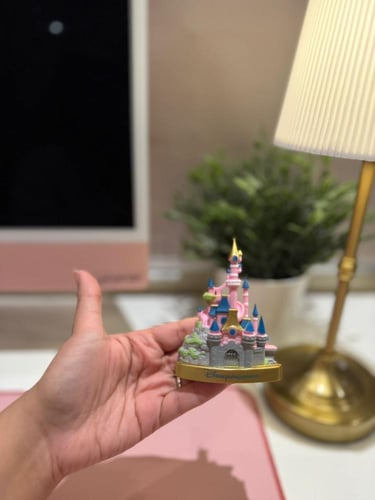 مغناطيس قصر ديزني