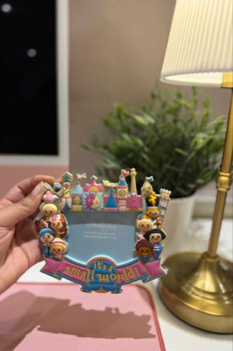 مغناطيس واطار صورة