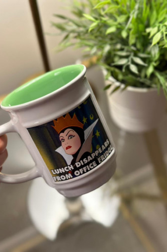 كوب الشريرة سنوايت