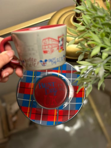 كوب وصحن ميكي ماوس لندن