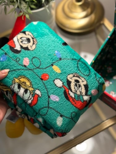 بطانية ميكي مع دمية