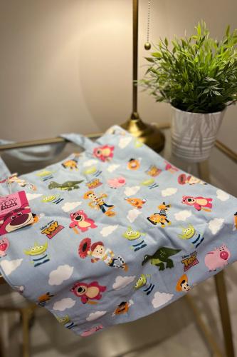 حقيبة حكاية لعبة