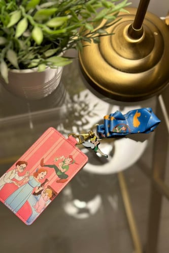 كارد هولدر بيتر بان