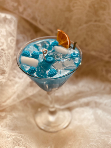 شمعة الموهيتو بقطع الثلج