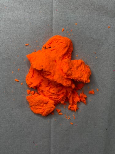 لون برتقالي للشمع وزن 10جرام