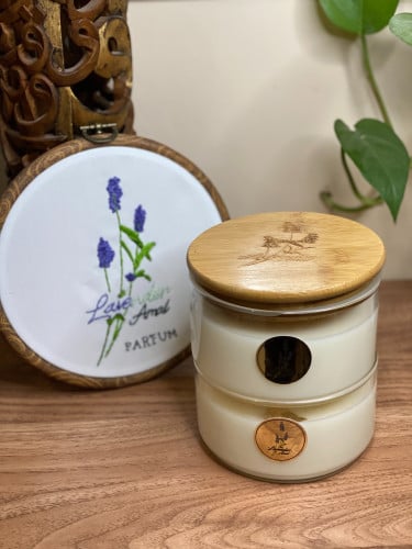 شمعة بطبقتين