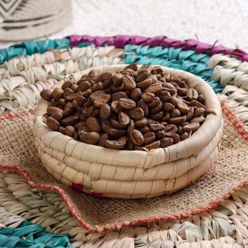 قهوة لقمتي حب محمص غامق