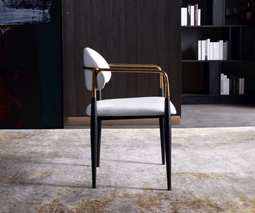 كرسي فاخر بتصميم عصري