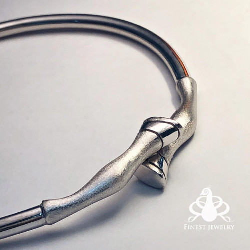 مضعد أقدام الخيل