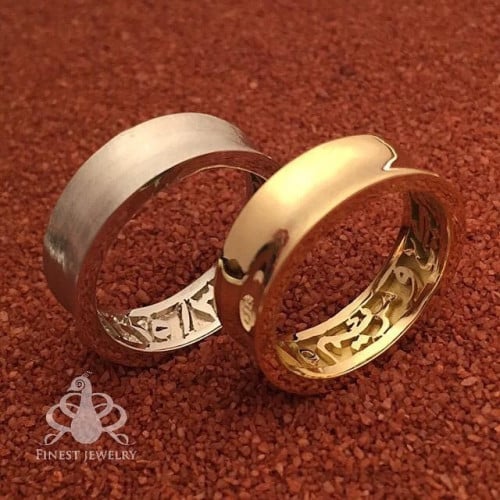 دبلة مقعرة بالعبارات الداخلية