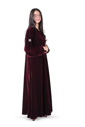 عباية مخمل شتوي سادة عودي