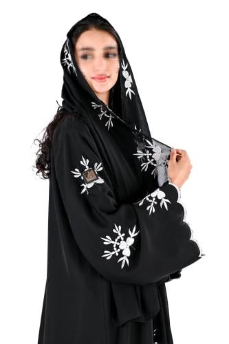 عباية انترنت بتطريز ابيض