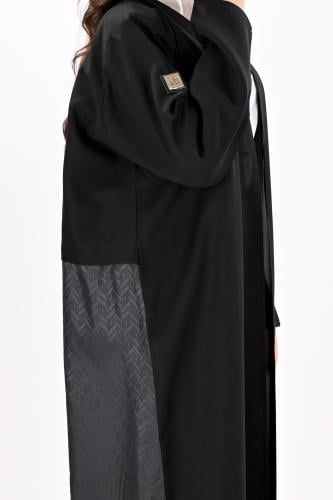 عباية كريب مع جكار على الظهر