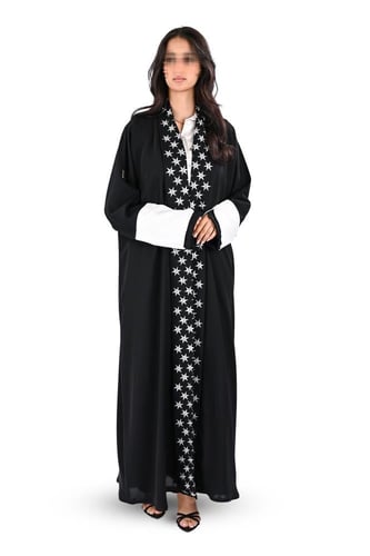 عباية بلاك بيري مطرز ابيض