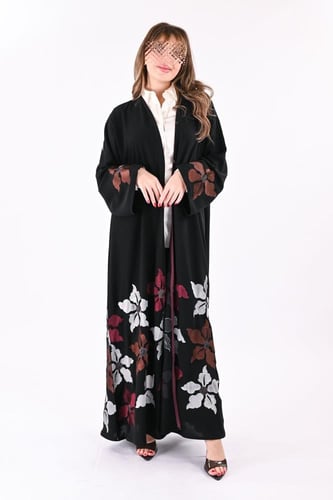 عباية ملكي بتطريز ورد ملون