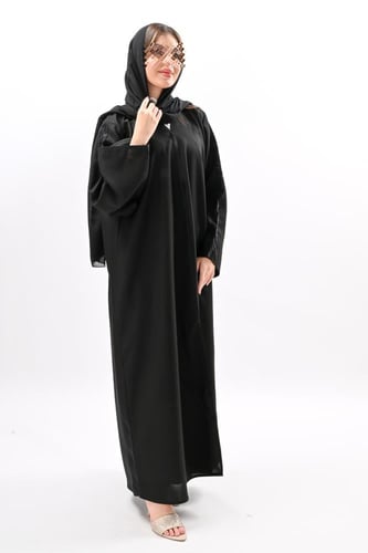 عباية كريب بكلفة سوداء