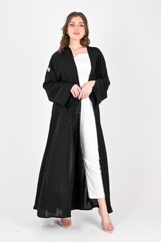 عباية بلاك بيري كلوش بتطريز اسود