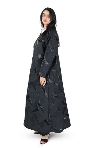 عباية جكار ارقنزا اسود