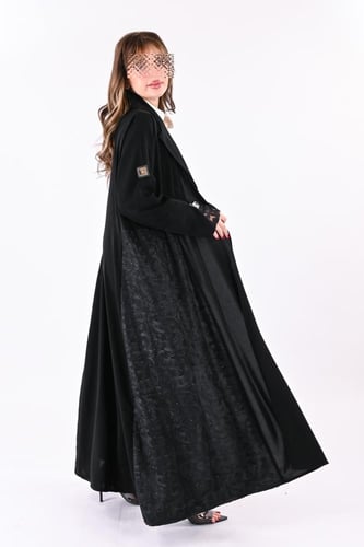 عباية ملكي كلوش بدنتيل