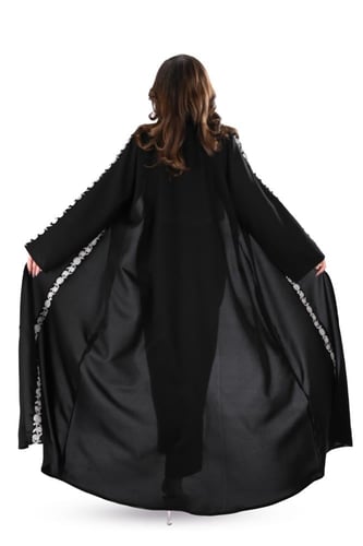 عباية كريب بكلفه ابيض ناعمة