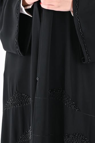 عباية الندى بتطريز يدوي