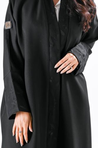 عباية كريب مع تطريز