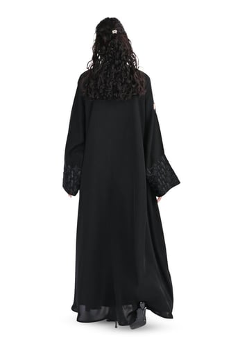 عباية انترنت بتطريز اسود