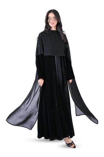 عباية مخمل شتوي مع شال