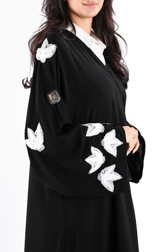 عباية ملكي كلوش شك يدوي فضي