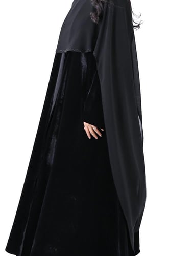 عباية مخمل شتوي مع شال