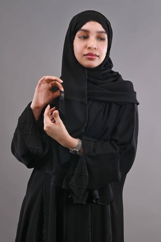 طرحة ليزر بتطريز يدوي