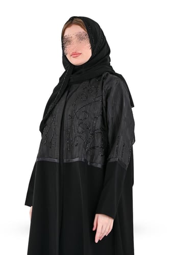 عباية نص كلوش بجكار وشك يدوي