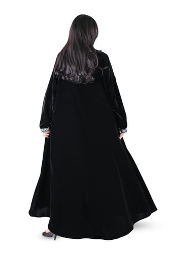 عباية مخمل بكلفة من الامام