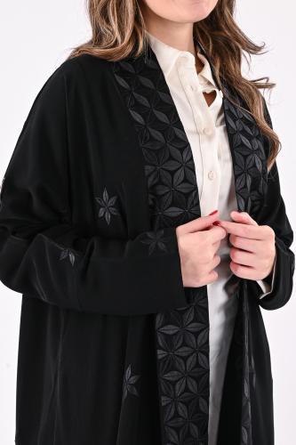 عباية ملكي بتطريز اسود